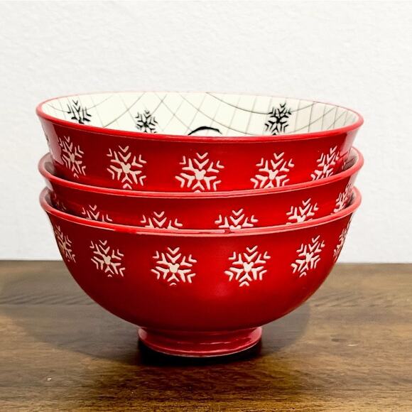 NWT: Disney - Set of 3, Mickey Mouse Christmas Sketchbook, Snack/ Tidbit Bowls - Picture 5 of 7